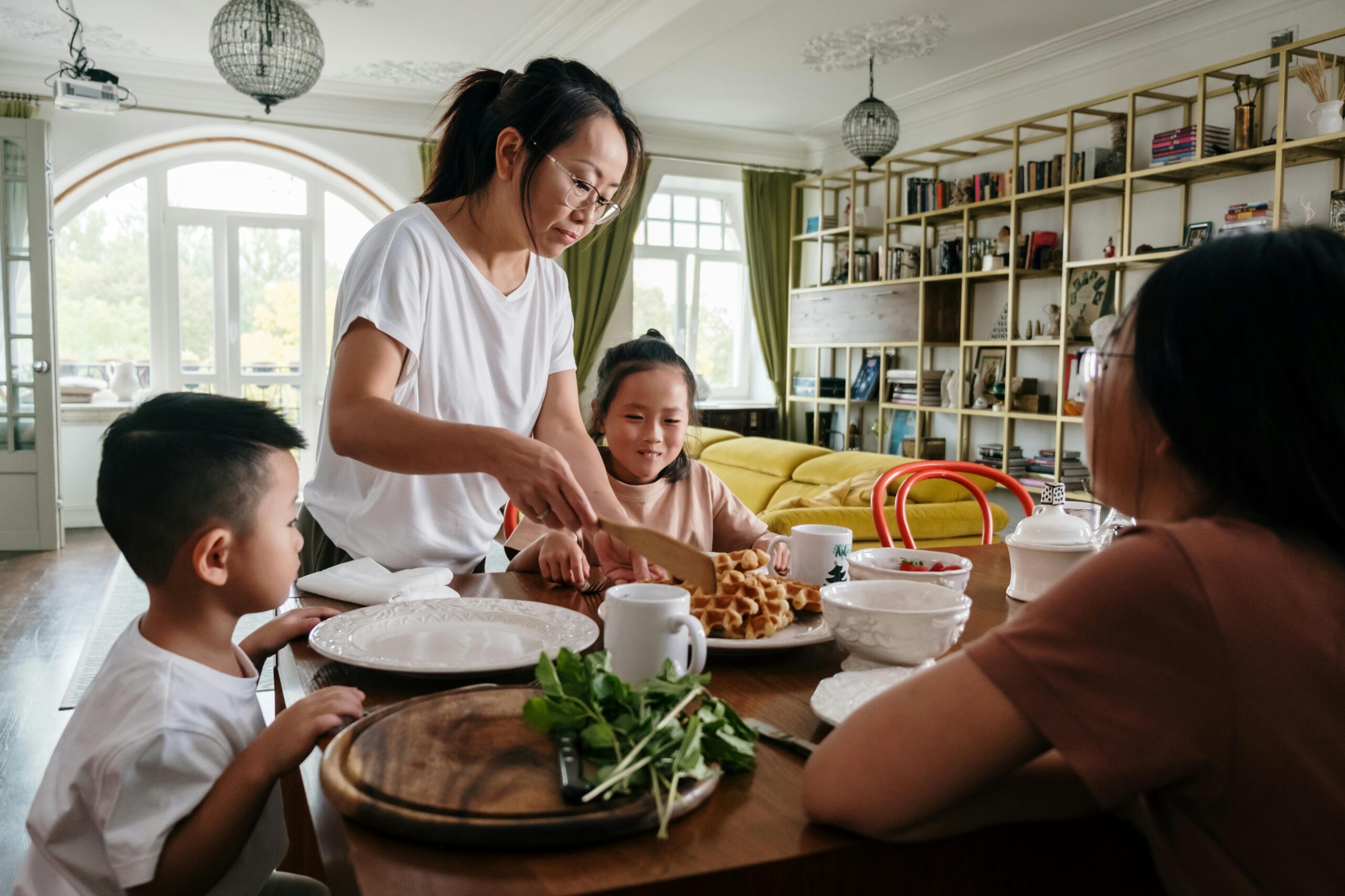 How AI Empowers Mothers to Manage Busy Lives
