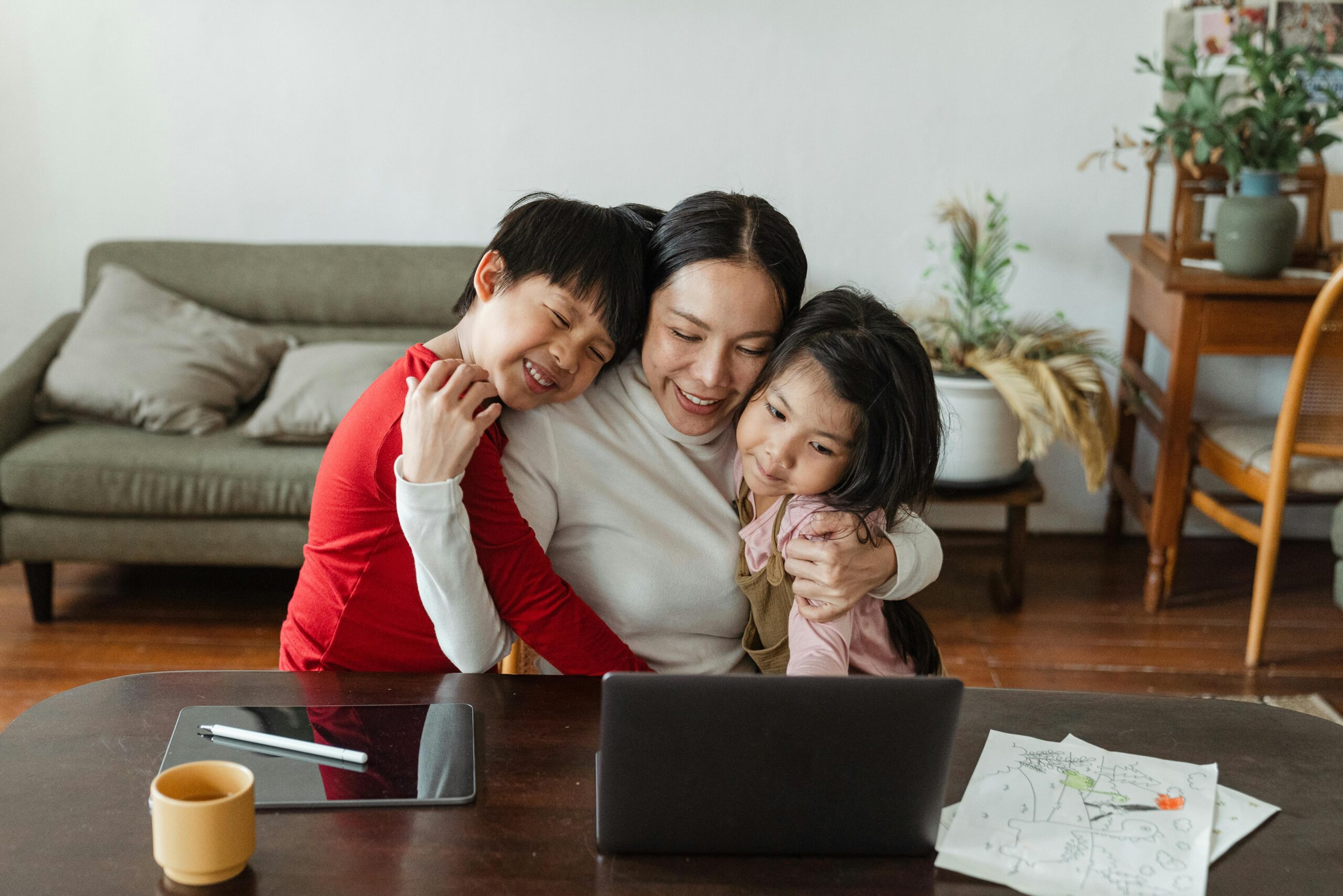 Screen Time Rules That Actually Work (From a Mom Who Tried Everything)